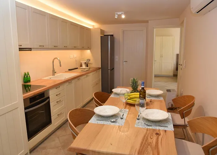 Sea Senses Andros - A Beachfront Retreat ガブリオン