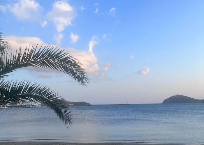 Sea Senses Andros - A Beachfront Retreat *