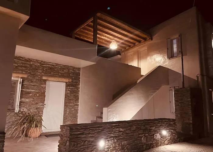 アパート Sea Senses Andros - A Beachfront Retreat ガブリオン