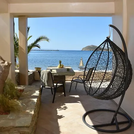 Apartmán Sea Senses Andros - A Beachfront Retreat