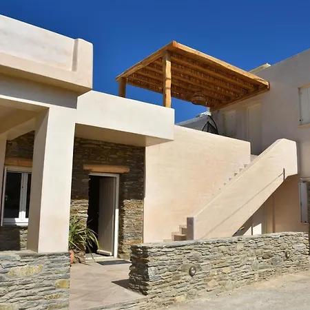 Апартаменты Sea Senses Andros - A Beachfront Retreat *