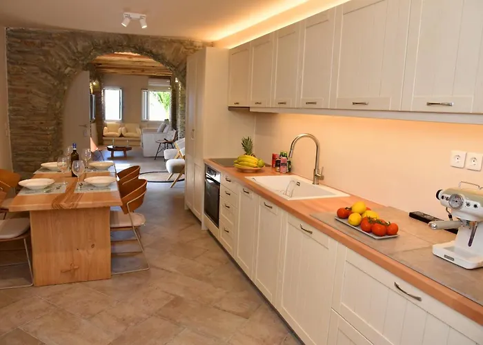 Sea Senses Andros - A Beachfront Retreat Γαύριο